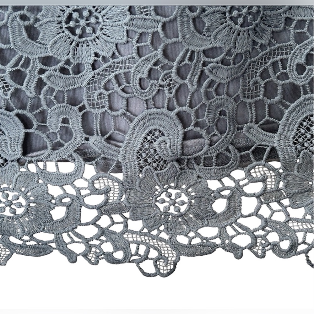 Adrianna Papell Gray Floral Lace Overlay
Pullover Sweater Sweatshirt Size S - Picture 3 of 9